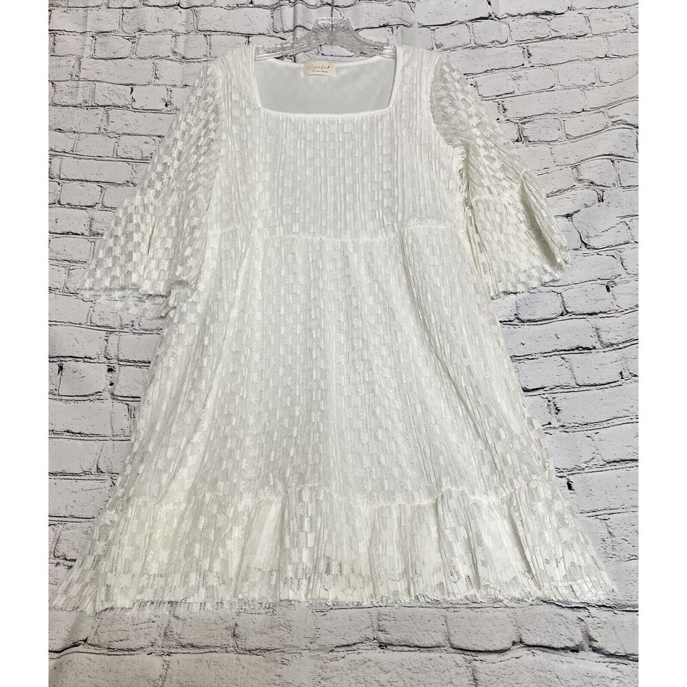 Sugarfox NWOT Medium White Lace Lined Dress